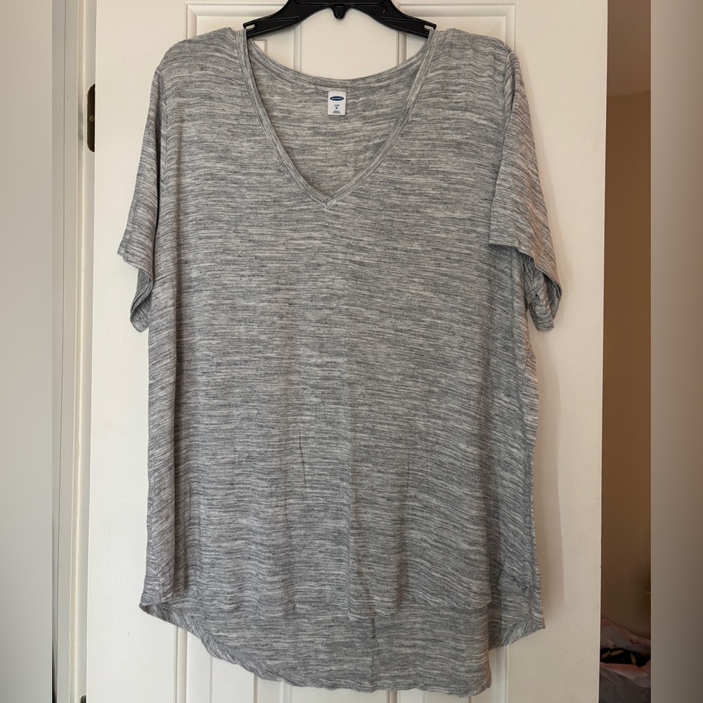 Old Navy Heather Gray V-Neck Tee